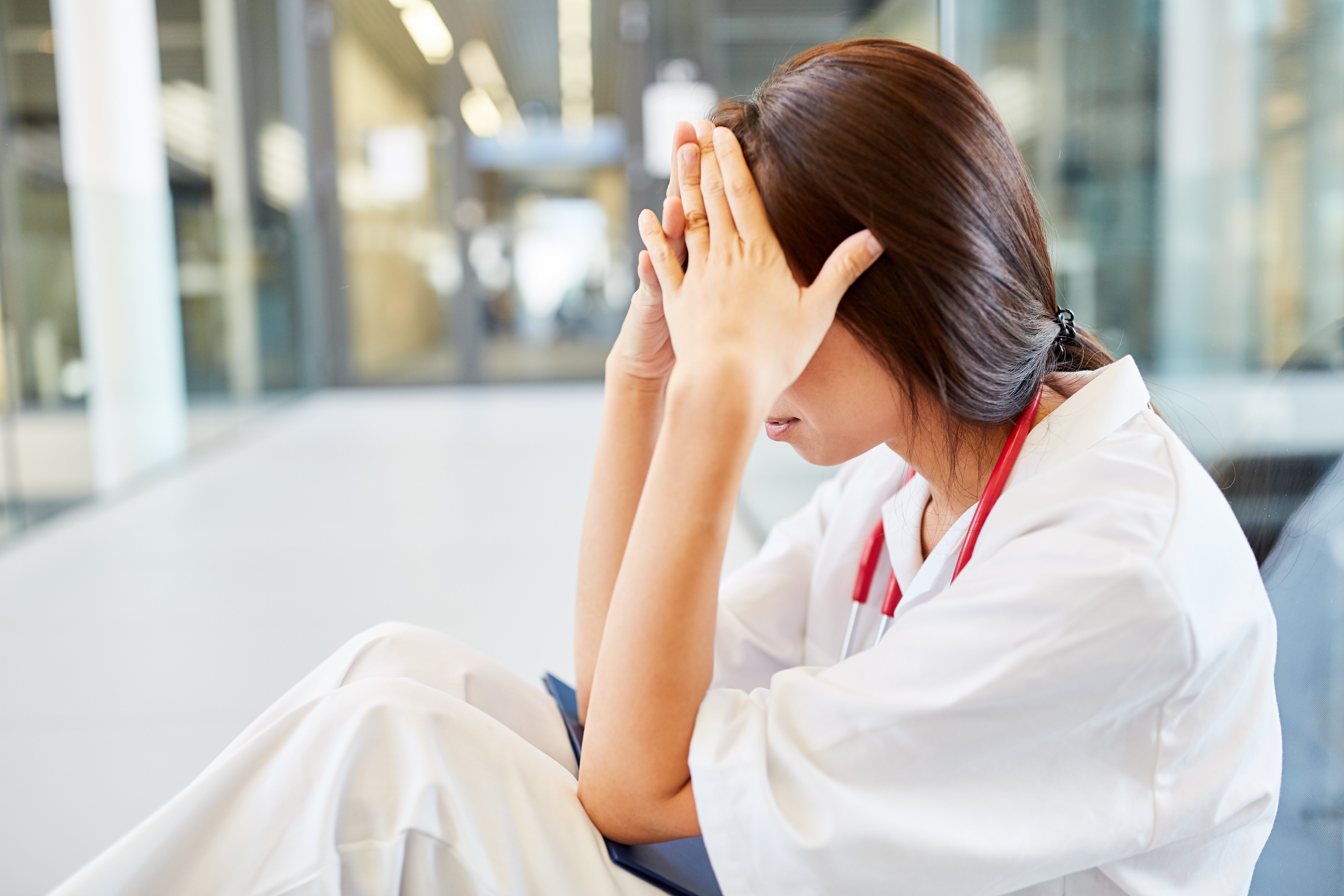 Medical Travelers Face Burnout in 2020