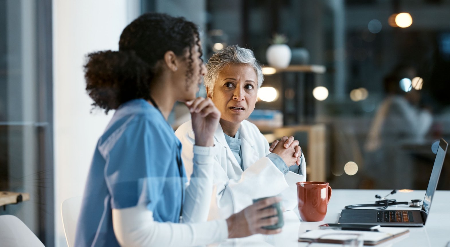 The Pros and Cons of Night Shift Nursing