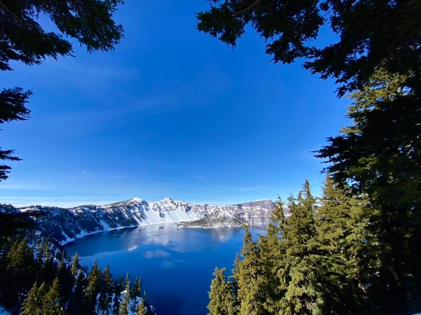 crater lake-min